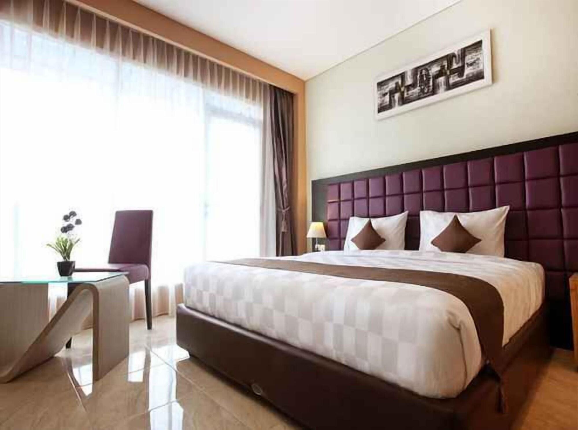 Asoka Luxury Hotel Bandar Lampung Eksteriør billede