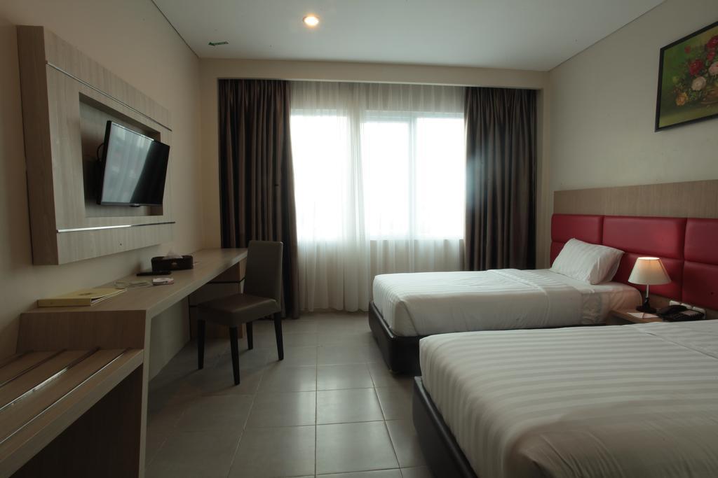 Asoka Luxury Hotel Bandar Lampung Eksteriør billede