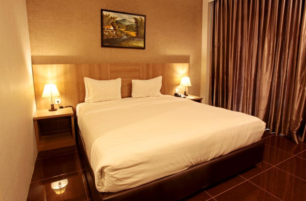 Asoka Luxury Hotel Bandar Lampung Eksteriør billede