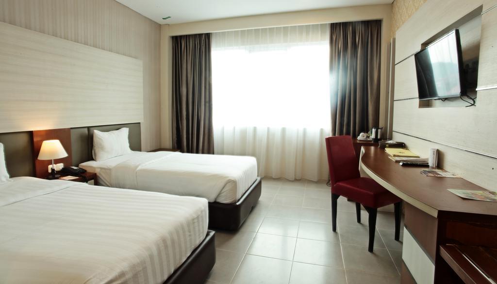 Asoka Luxury Hotel Bandar Lampung Eksteriør billede
