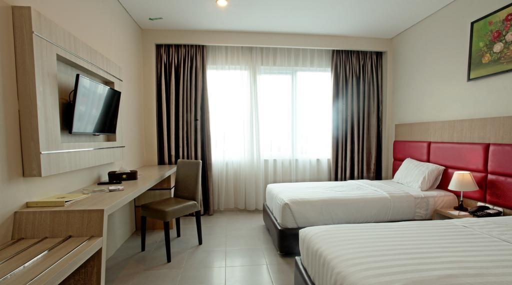 Asoka Luxury Hotel Bandar Lampung Eksteriør billede