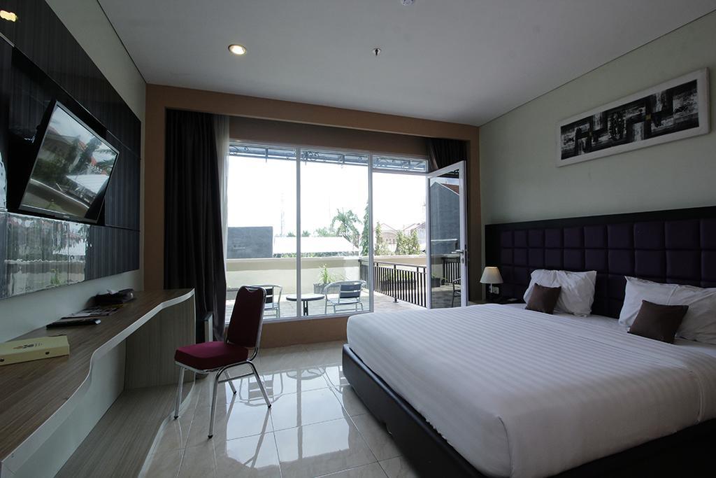 Asoka Luxury Hotel Bandar Lampung Eksteriør billede