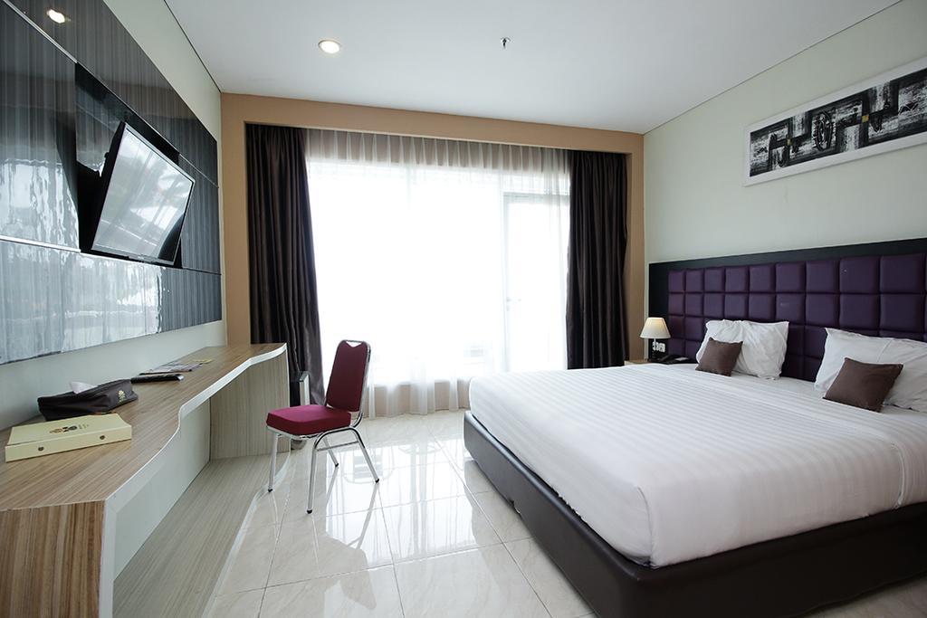 Asoka Luxury Hotel Bandar Lampung Eksteriør billede
