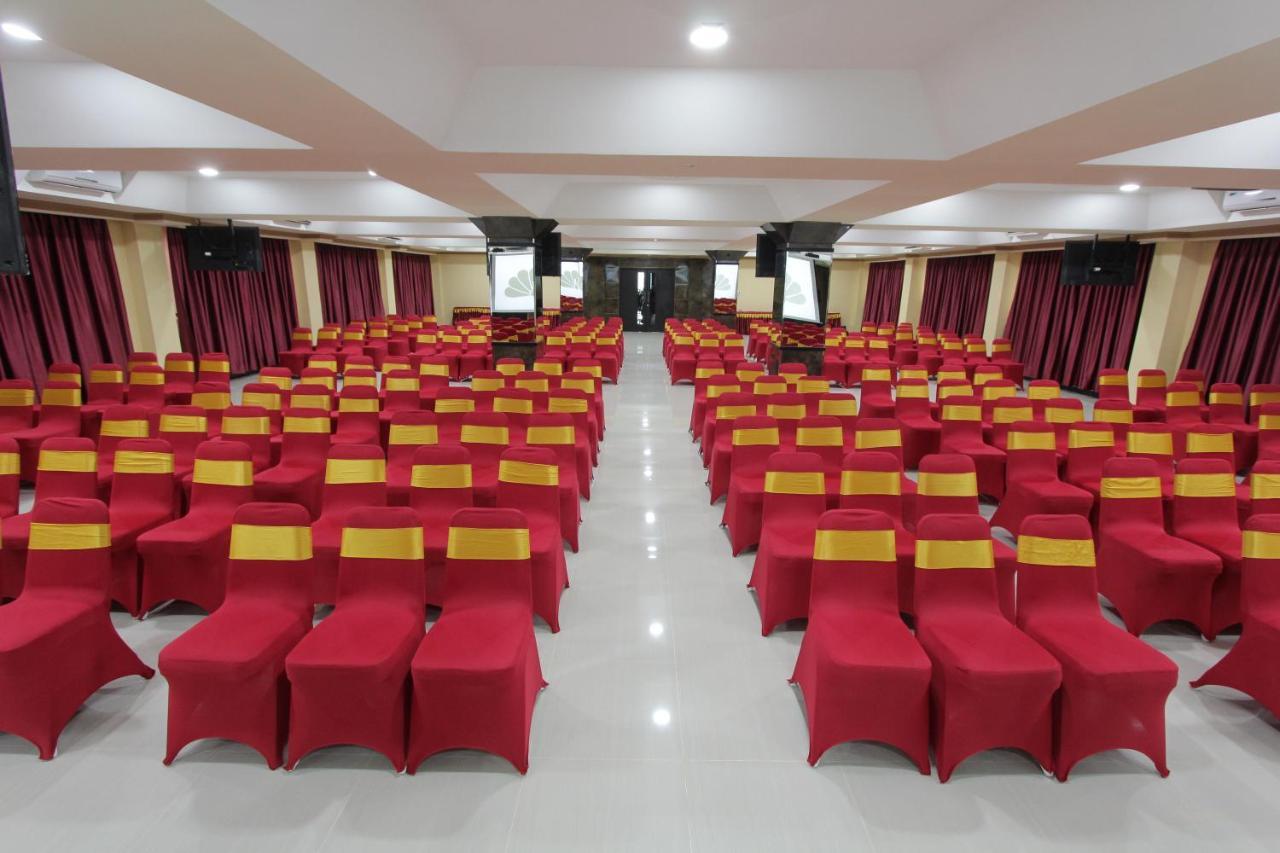 Asoka Luxury Hotel Bandar Lampung Eksteriør billede