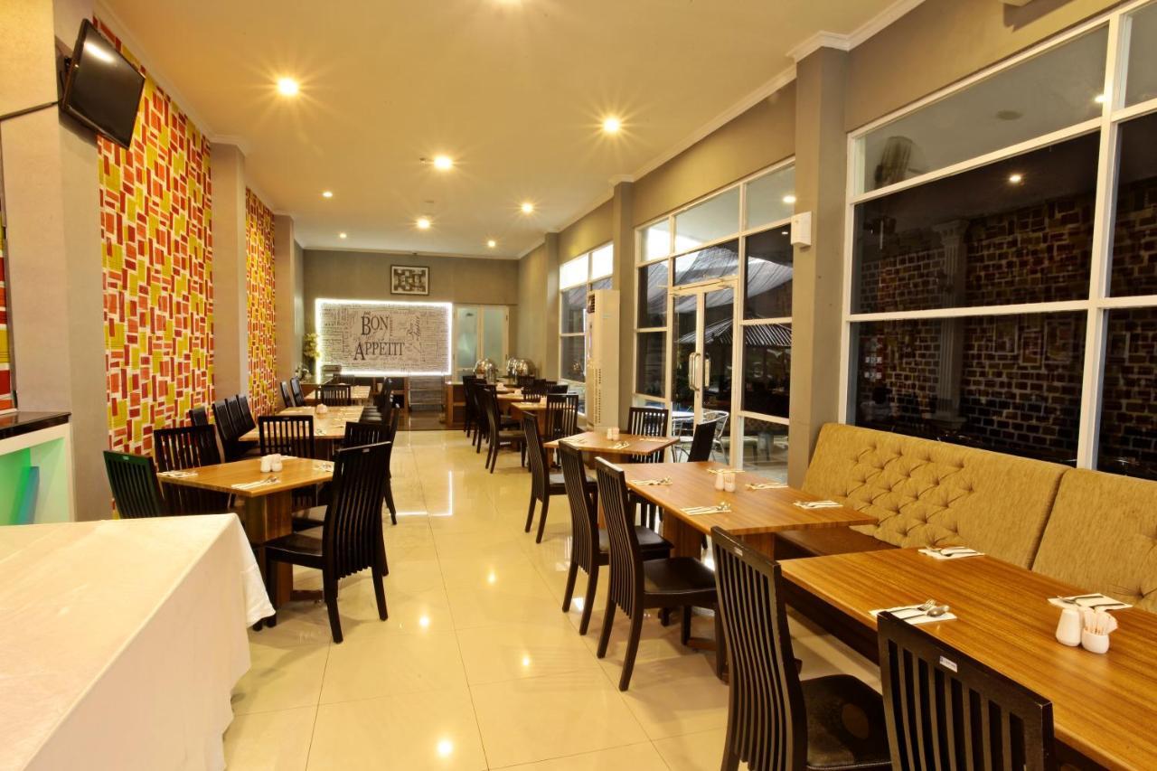 Asoka Luxury Hotel Bandar Lampung Eksteriør billede