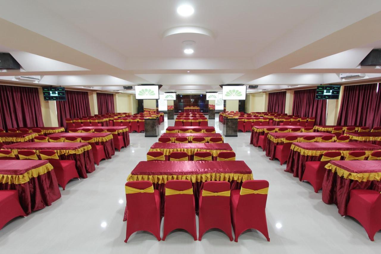 Asoka Luxury Hotel Bandar Lampung Eksteriør billede