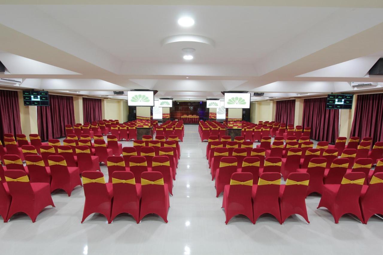Asoka Luxury Hotel Bandar Lampung Eksteriør billede